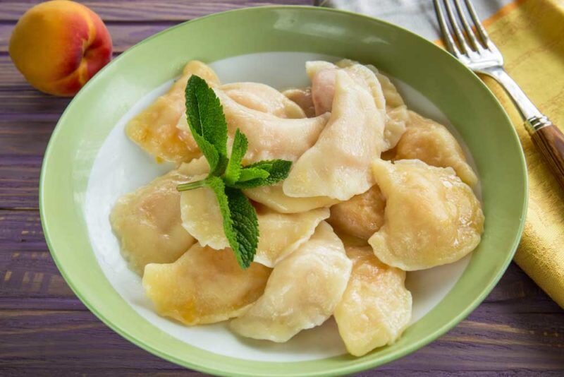 Вареники. Иллюстрация с сайта https://klopotenko.com