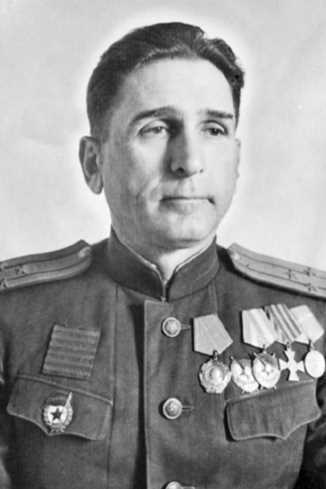 Гвардии полковник Батлук Никифор Ефимович (1896-1979). Источник: Память Народа