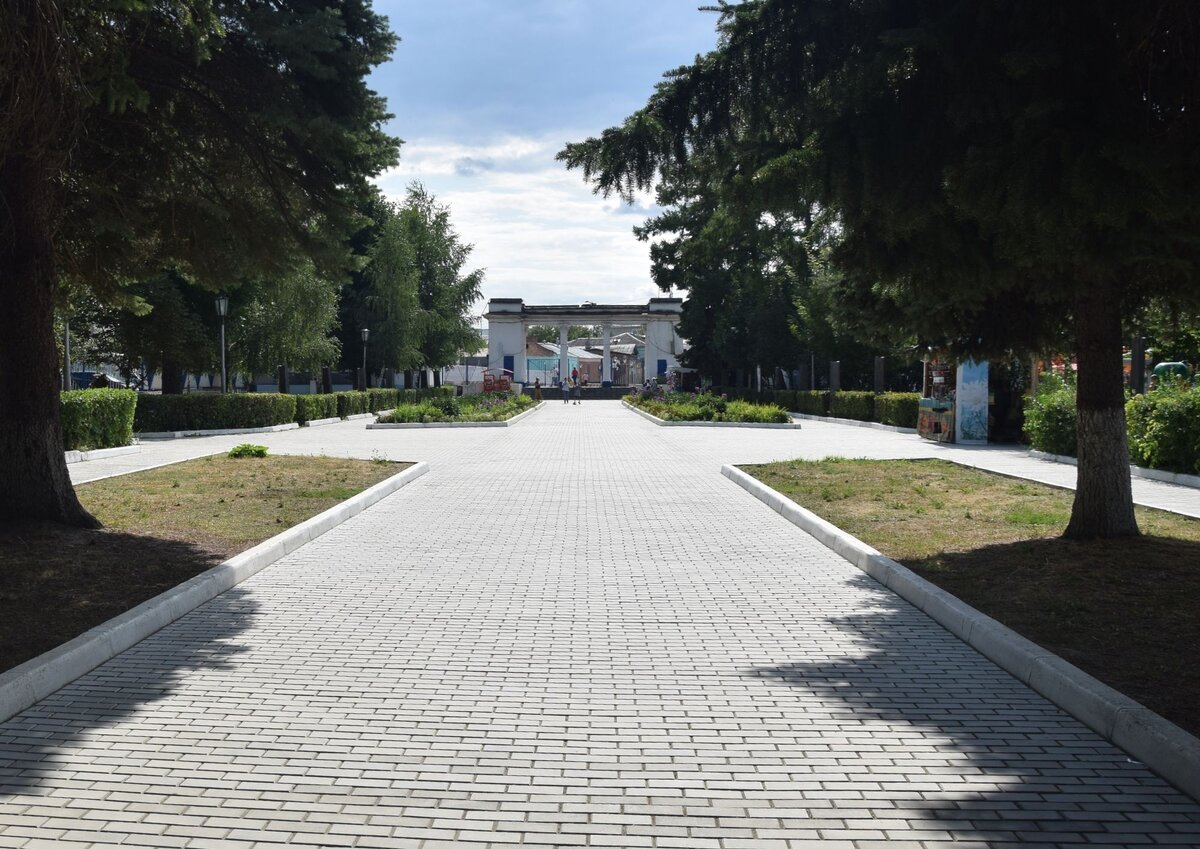 Аллея героев