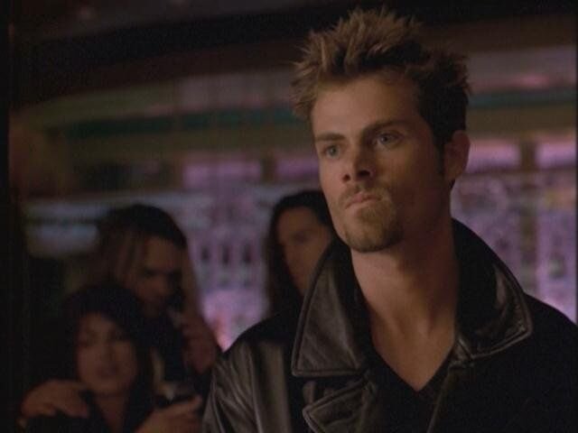 Брайан томпсон сериал клан. Клан сериал 1996. Киндред вампиры. Kindred: the embraced, сериал, 1996. Клан вампиров сериал.