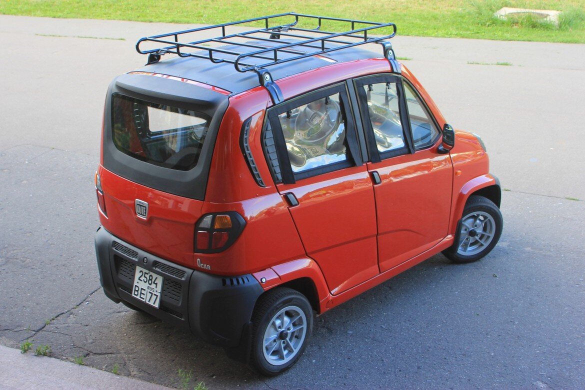 Индийская машина Bajaj quite