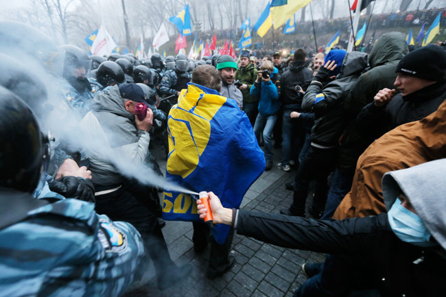 Фото: https://yandex.ru/images/search?text=киев%20беспредел%20майдан