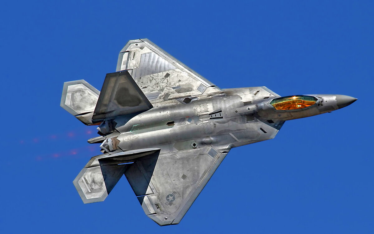 Истребитель ВВС США F-22 "Raptor"