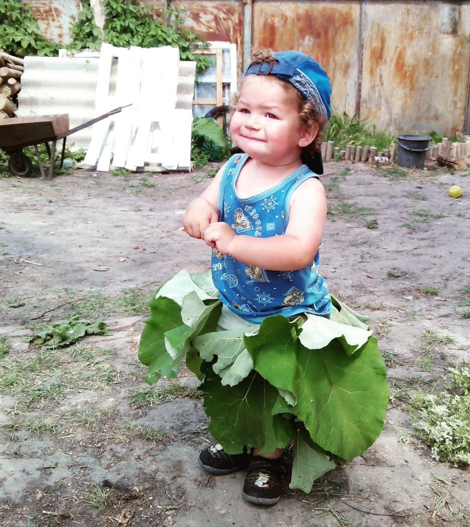 еще один вариант применения листьев лопуха ;-)