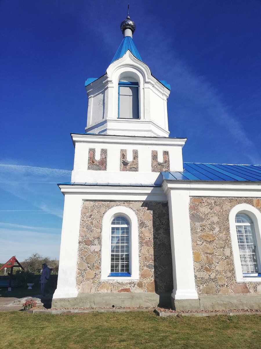 Церковь Покрова Пресвятой Богородицы (Покровская церковь) в деревне Михневичи