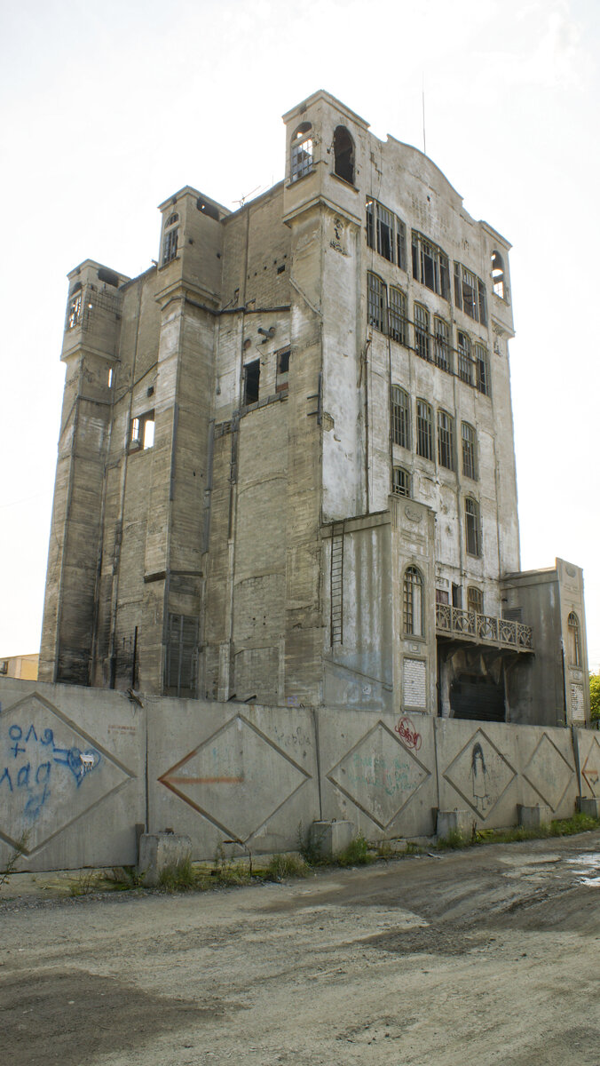 Заброшенный элеватор кооператива sok. Челябинский модерн. Заброшки челябинска и их адреса. Заброшки челябинска и их адреса. Заброшки челябинска и их адреса.