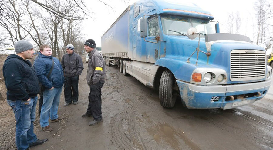 Дальнобойщики по дорогам россии