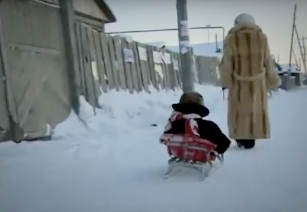 Кадр из видео «Оймякон - жара и холод: жизнь между двух крайностей»