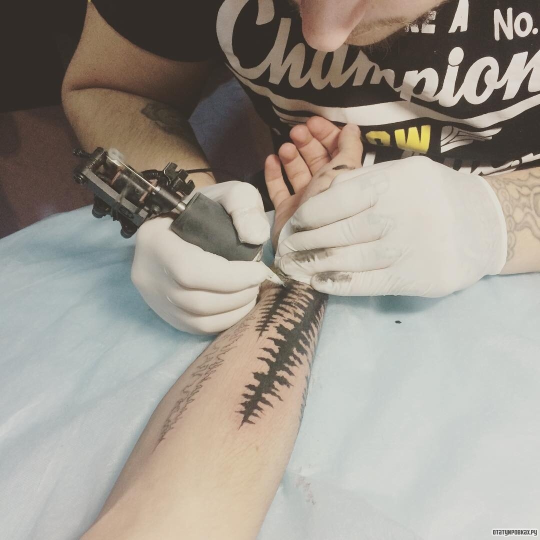 Источник: http://otatuirovkah.ru/les-process-naneseniya-fot-36939/