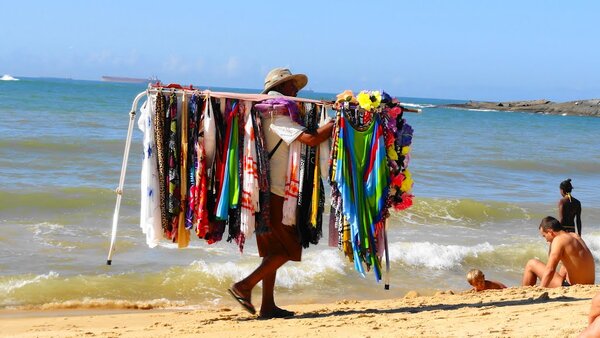 Пляжные истории из Бразилии - бродячие продавцы
