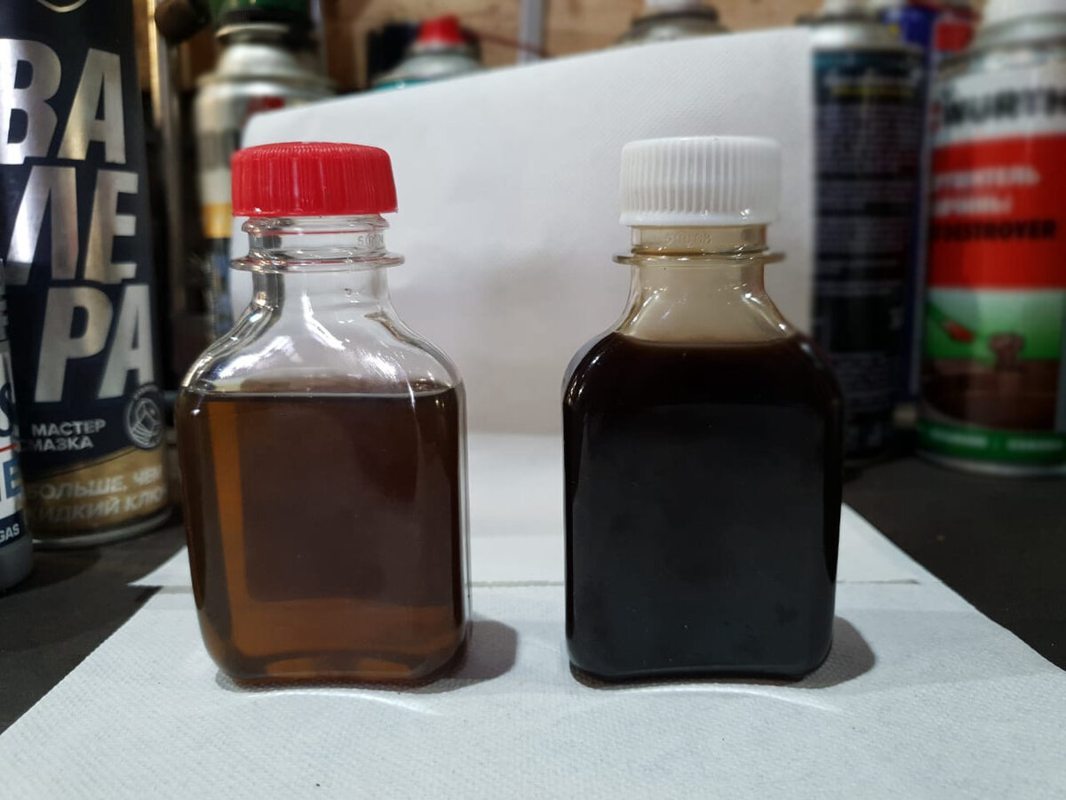 Масло Shell + 10w40 до промывки (слева) и после 20 минут промывки с новым очистителем (справа)