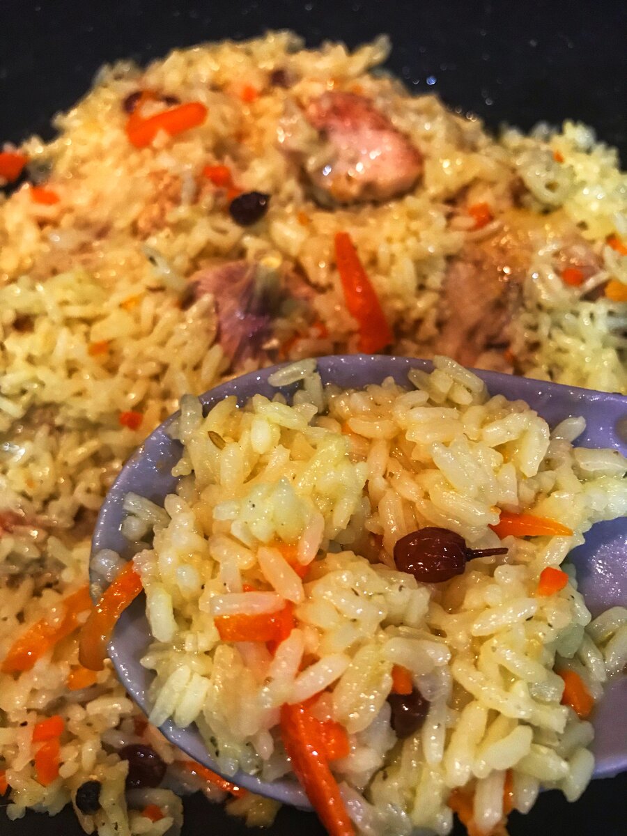 Плов с курицей в кастрюле