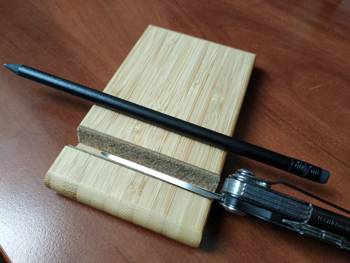 Толщина и длина в сравнении с карандашом