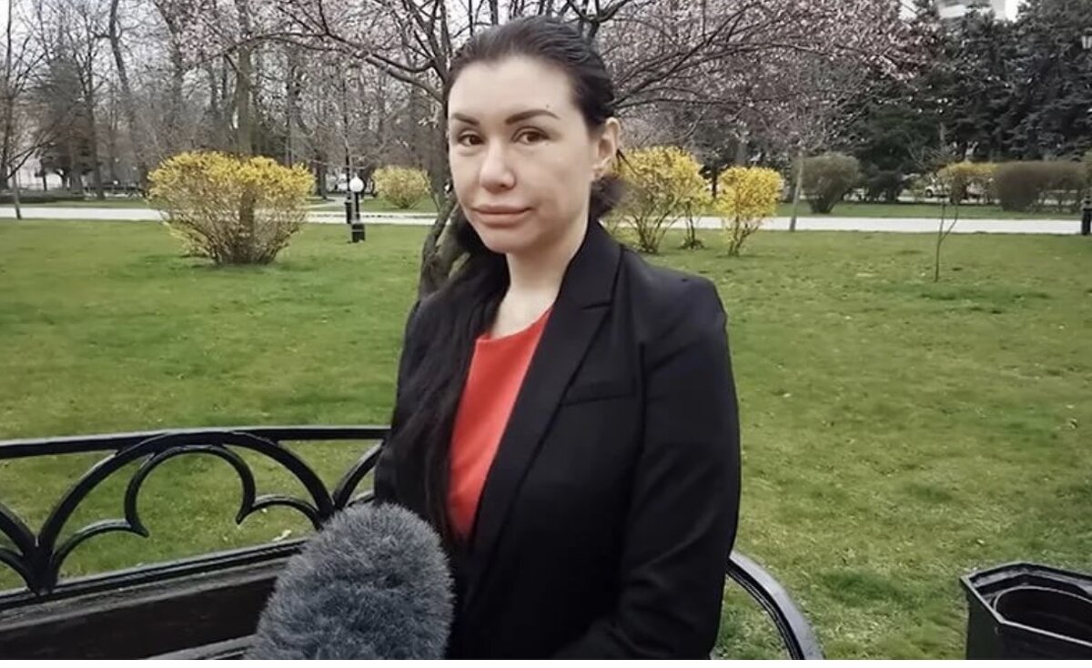 Алена Верди таке утверждает, что операции на дому она не делала, а все осложнения у пациенток вызваны их состоянием здоровья и анестезией.