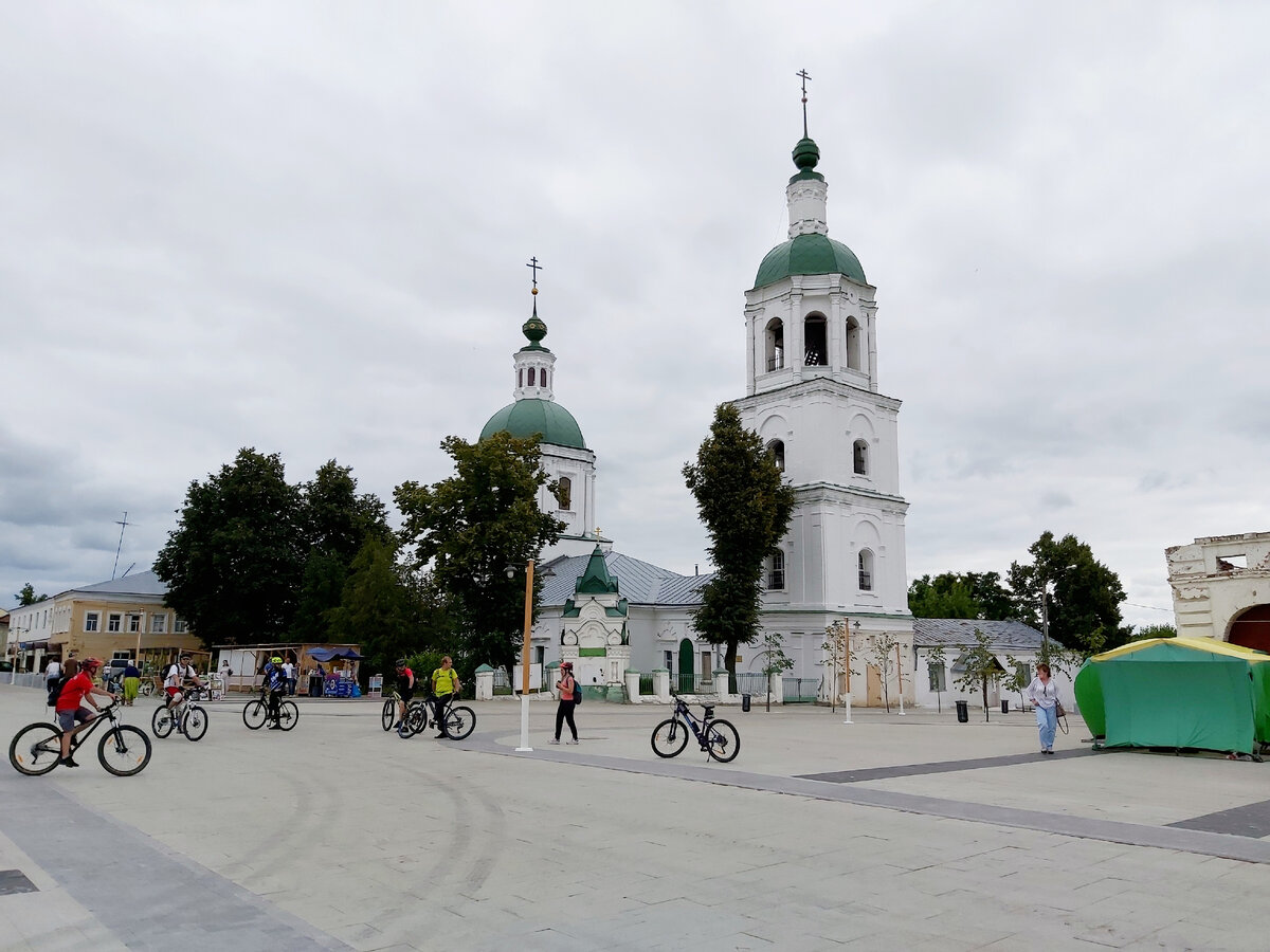 Путешествие в Зарайск: стоит ли тратить 4 часа на дорогу в одну сторону из  Москвы? | Beer & Travel | Дзен