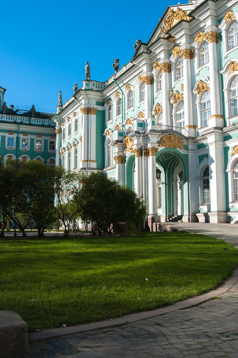 как выглядит эрмитаж в санкт петербурге