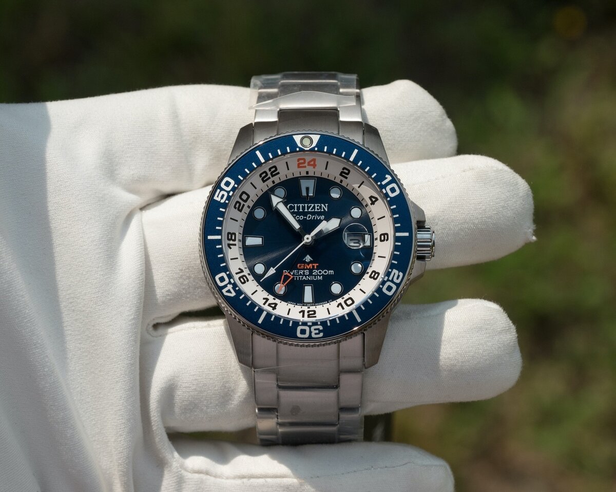 Citizen Eco Drive GMT 500