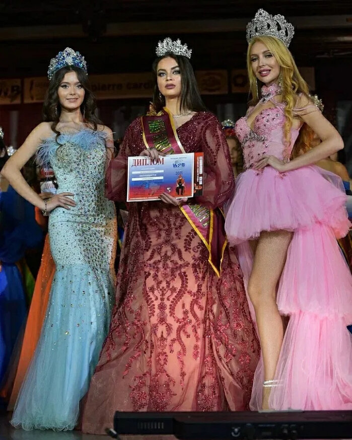 Мисс европа второе место. Вице Мисс Европа 2005. Первая вице-Мисс Россия-2014. Мисс Европа в Казанском аэропорту.