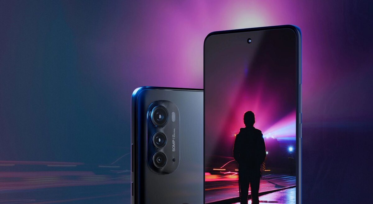 Камеры смартфона Motorola Edge 2022