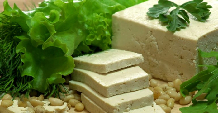 Кусочки тофу. (Изображение: Dreamstime.com © Olga Makeover)