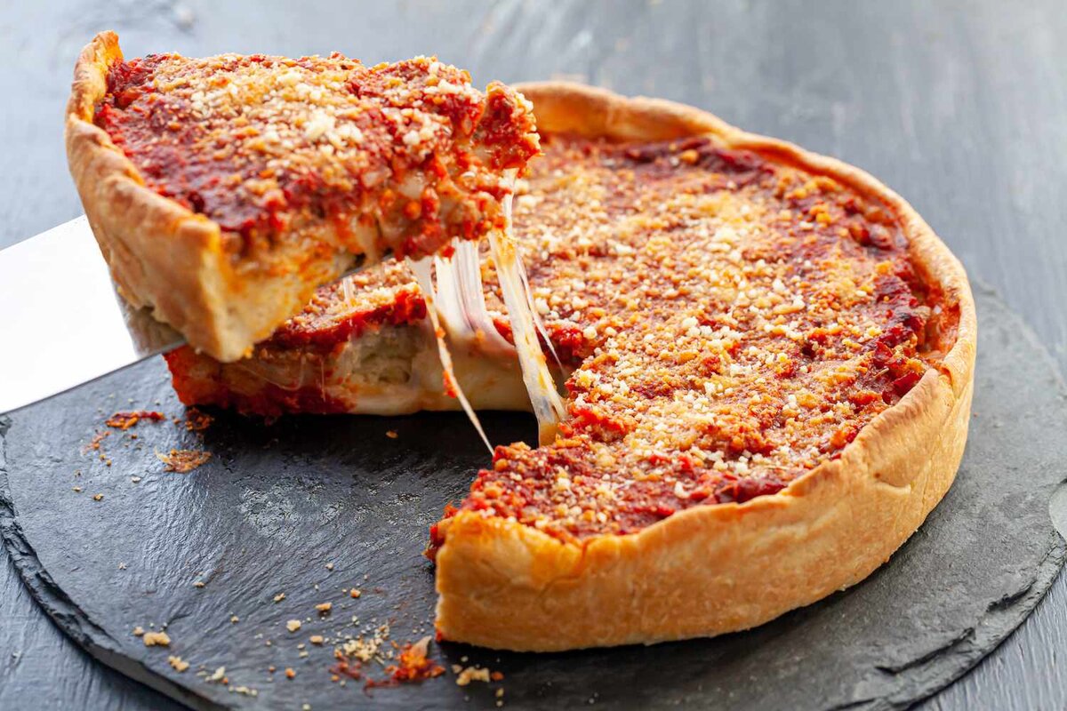 Mi pie. Чикаго дип диш. Пицца Deep dish. Чикаго стайл пицца. Chicago Deep dish pizza.