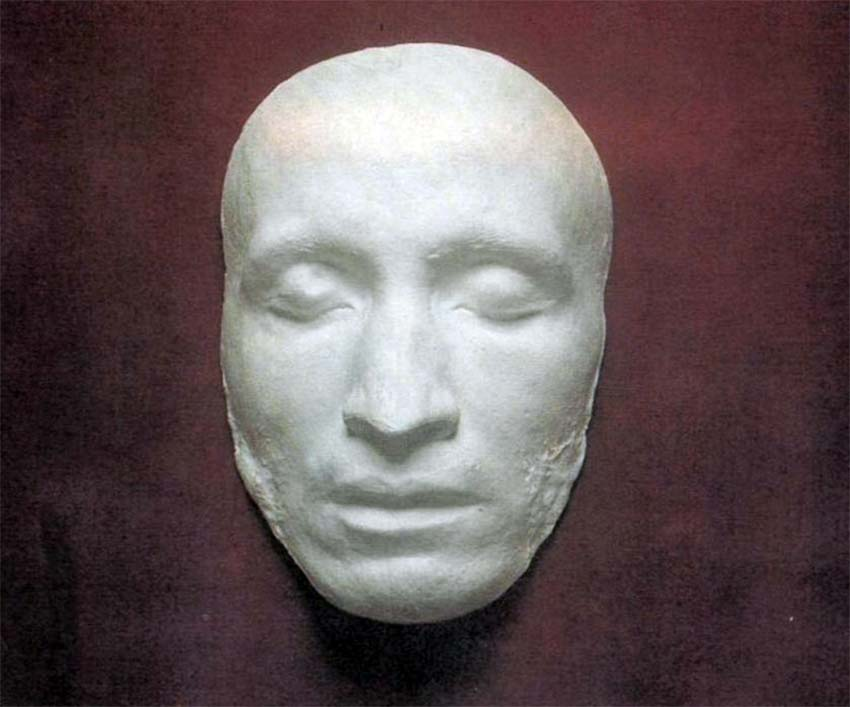 Посмертная маска. Посмертная маска а.с. Пушкина. Александр Сергеевич Пушкин Посмертная маска. Посмертный слепок Пушкина. Гальберг Посмертная маска Пушкина
