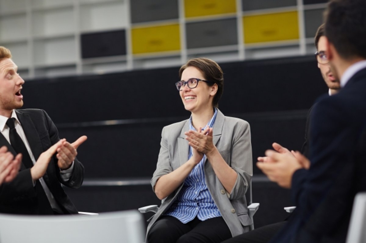    Советы по работе туляки чаще спрашивают у коллег, реже у начальства