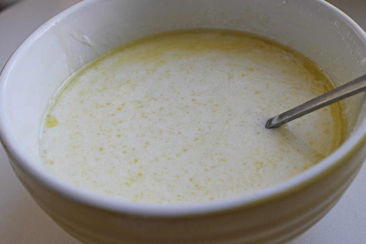 Несмотря на то, что я начала вливать масло, не успев его остудить. все было нормально.