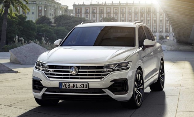 3953 0 0Поделиться:Мировая премьера флагманского кроссовера третьего поколения состоялась в рамках специального мероприятия в Пекине.