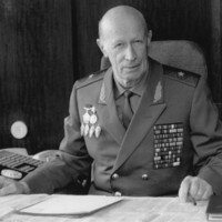   Юрий Дроздов
  