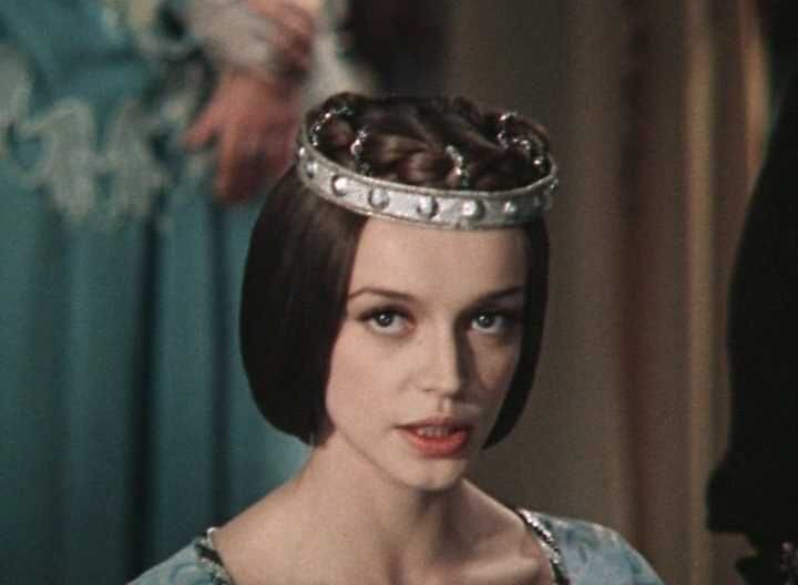 кадр из фильма "31 июня"