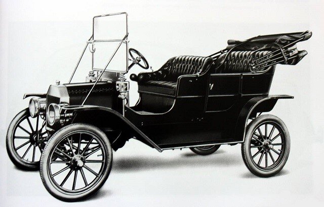 The 1932 Ford V8