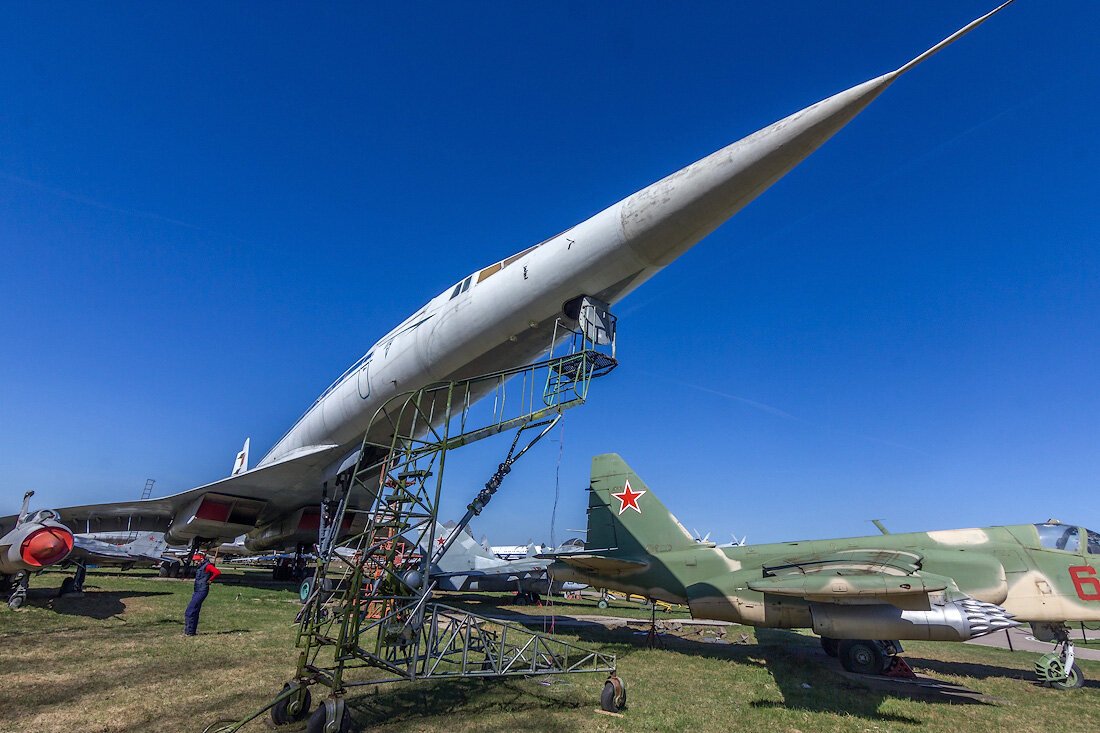 Как восстанавливают самолёт Ту-144 в Монино | Советская авиация | Дзен