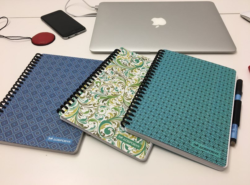 Многоразовые ежедневники Добробук А5: обложки квадро, цветные узоры и клевер.