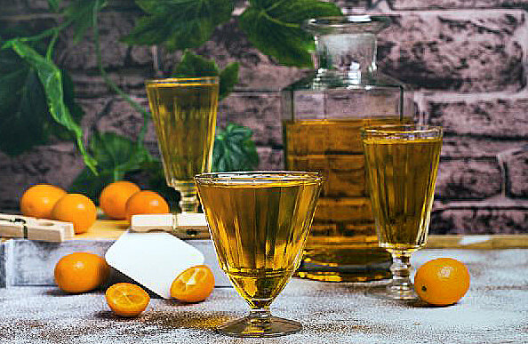 Настойка на цитрусовых фруктах. 