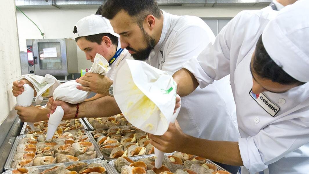 17 конгресс Gastronomika в Сан-Себастьяне, Испания. Фото: TASS/Zuma/Jose Ignacio Unanue