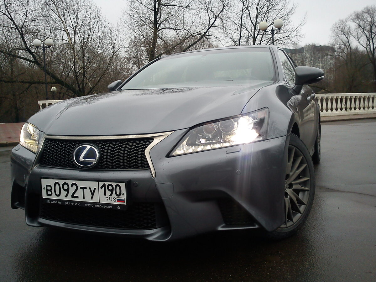 Lexus GS450h