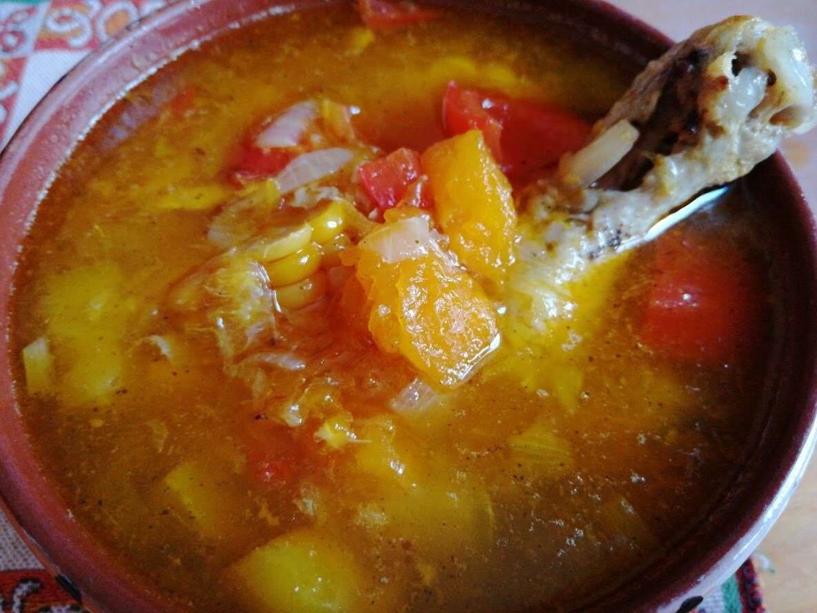 Доминиканский суп Санкочо. Фото Светы Давыдовой