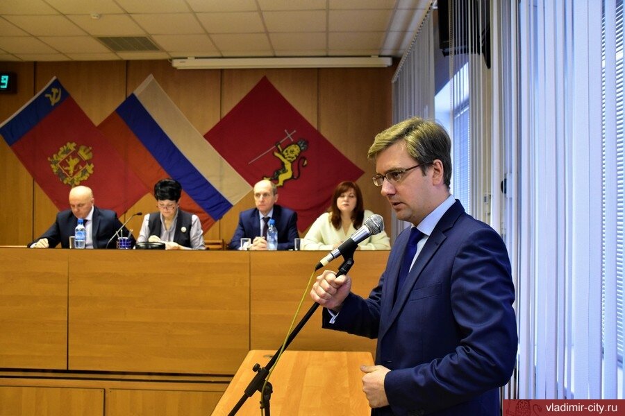 Владимирский депутат ответил на претензии об отмене онлайн-трансляций Заксобрани