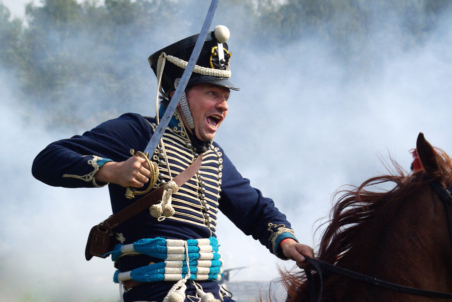 атака кавалеристов великая отечественная война. уланы и драгуны 1812 года. булычев драгун сабли наголо. эскадрон гусар. булычев драгун сабли наголо.