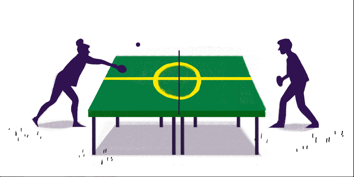 Изоляция жителей больших городов, когда соседи по подъезду не знают, как зовут друг друга, уходит в прошлое. Жильцы многоэтажных новостроек и старых кварталов находят друг друга в Интернете и начинают общаться в реальной жизни. 