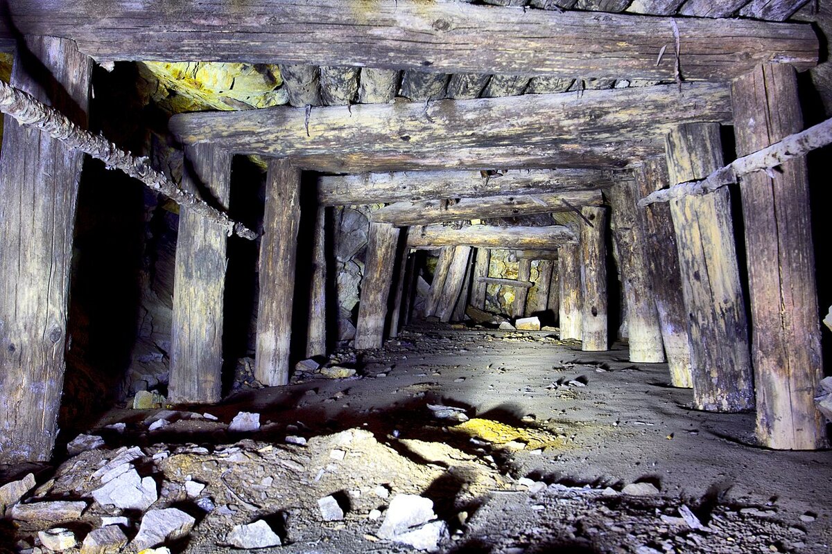 убинская штольня. урановые штольни адыгея. магнитка шахты штольни. штольни адыгея. поселок никель штольни.