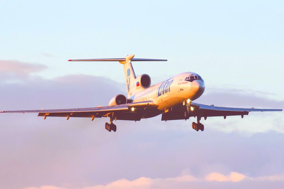 Ту-154М - трёхдвигательный реактивный пассажирский авиалайнер