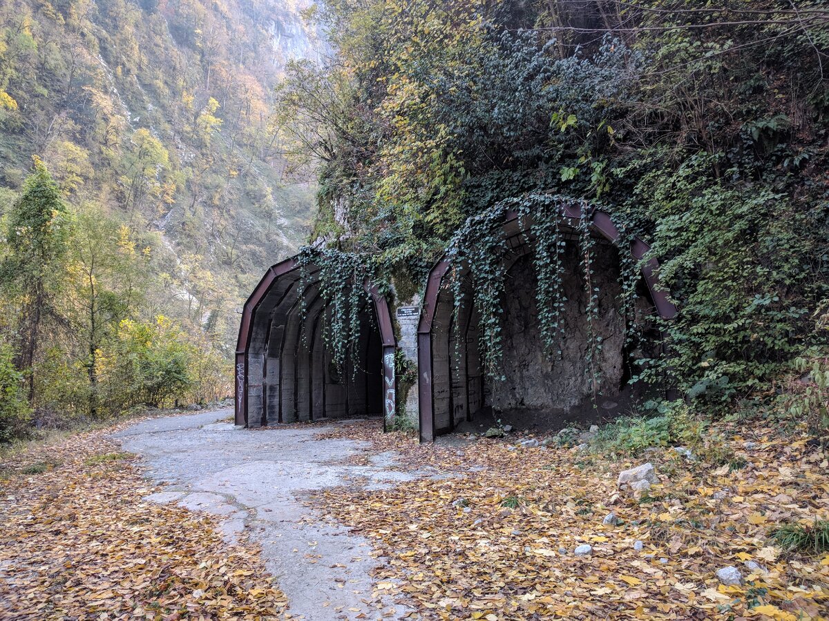 Старая краснополянская дорога