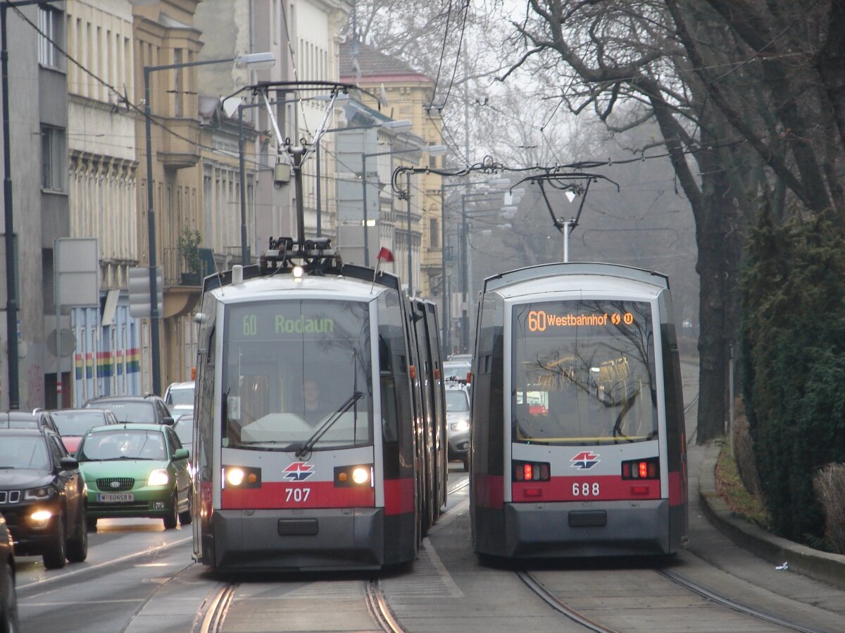 Трамваи Siemens ULF-B1 на маршруте №60, Вена, Австрия. Фото ГлебК6237//Transphoto
