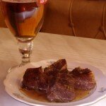 Телятина в вине
Ингредиенты:
