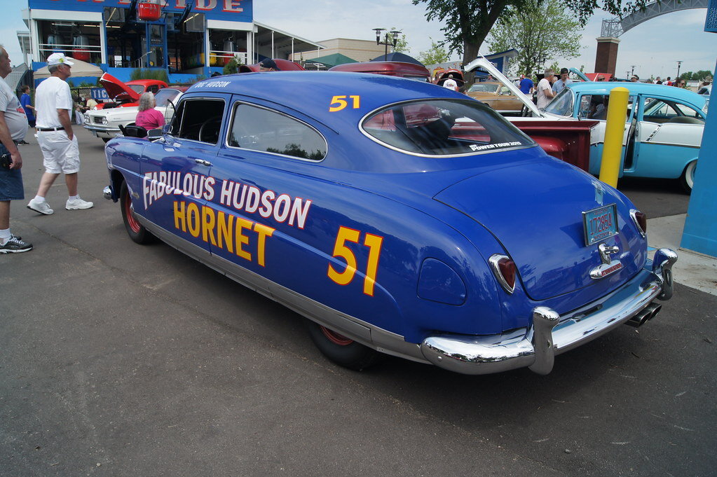 Машина Hudson Hornet 1951