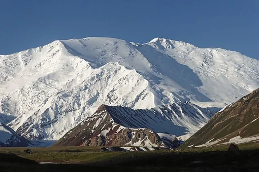 Горы Киргизии. Картинка взята из открытых источников.