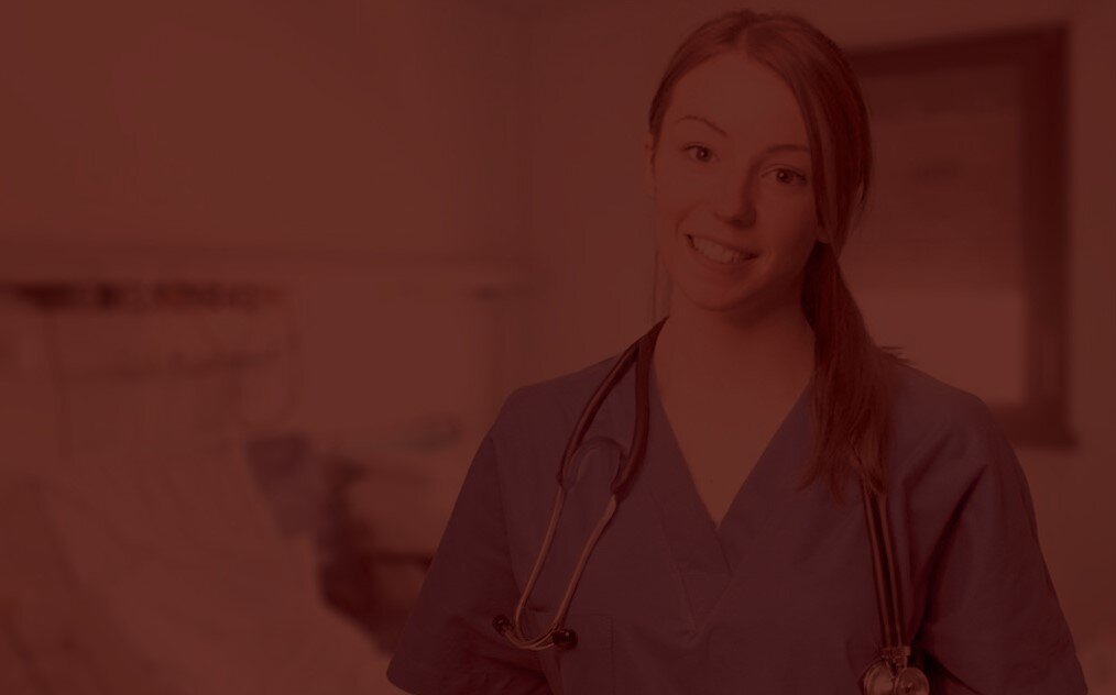 Влюбиться в симпатичную медсестру - мечта любого мужчины