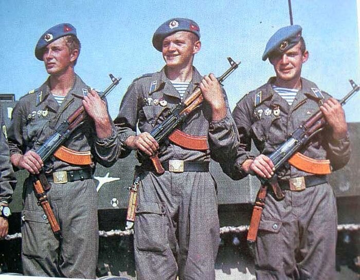 Советские десантники